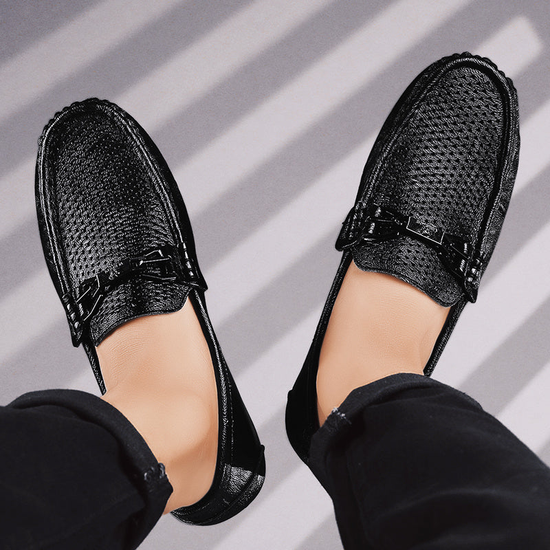 Leather hollowed-out beanie shoes