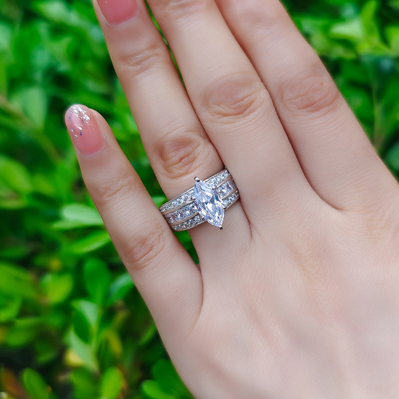 European And American Fashion Rings Inlaid