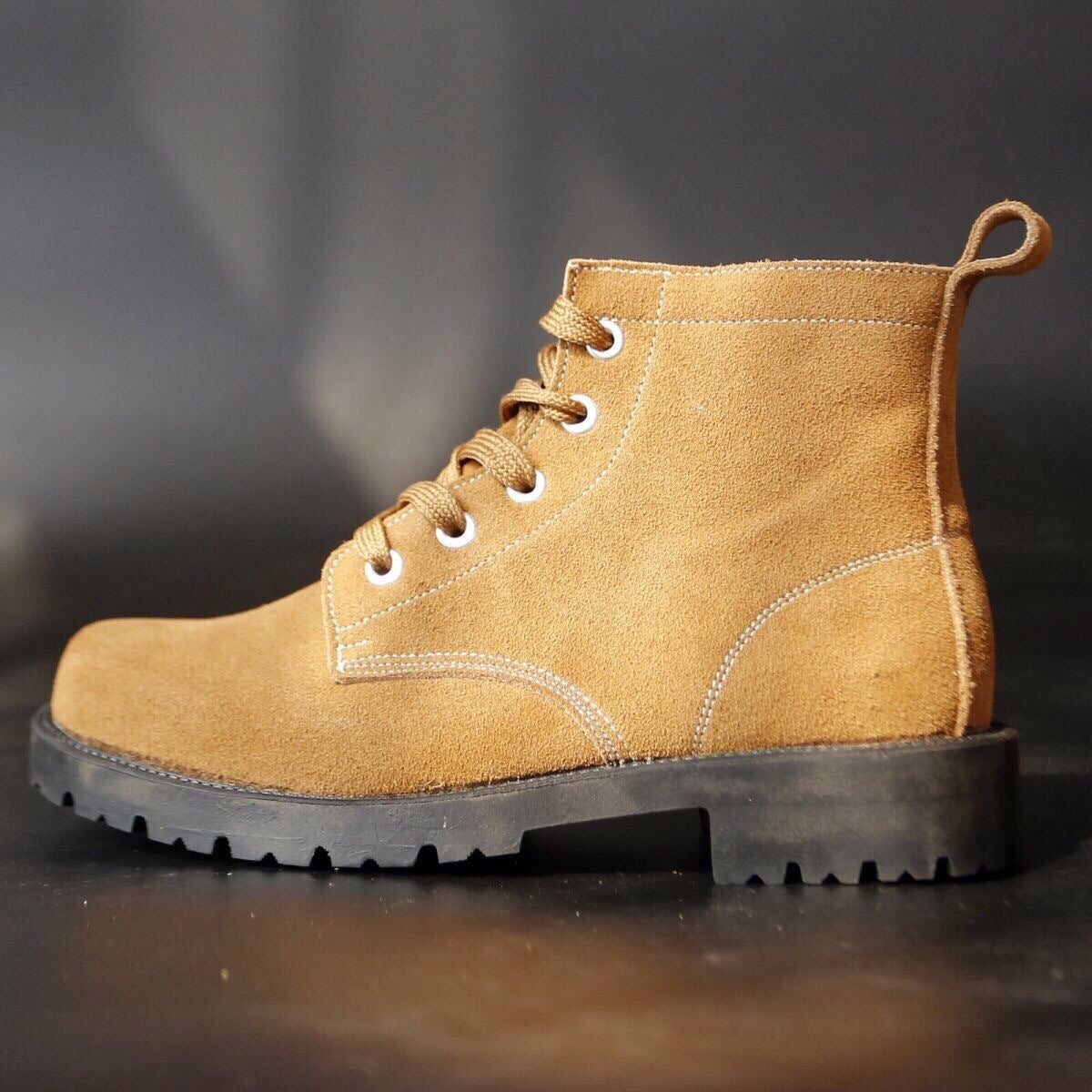 Fluffy Breathable Construction Site Protective Old-fashioned Big Head Shoes