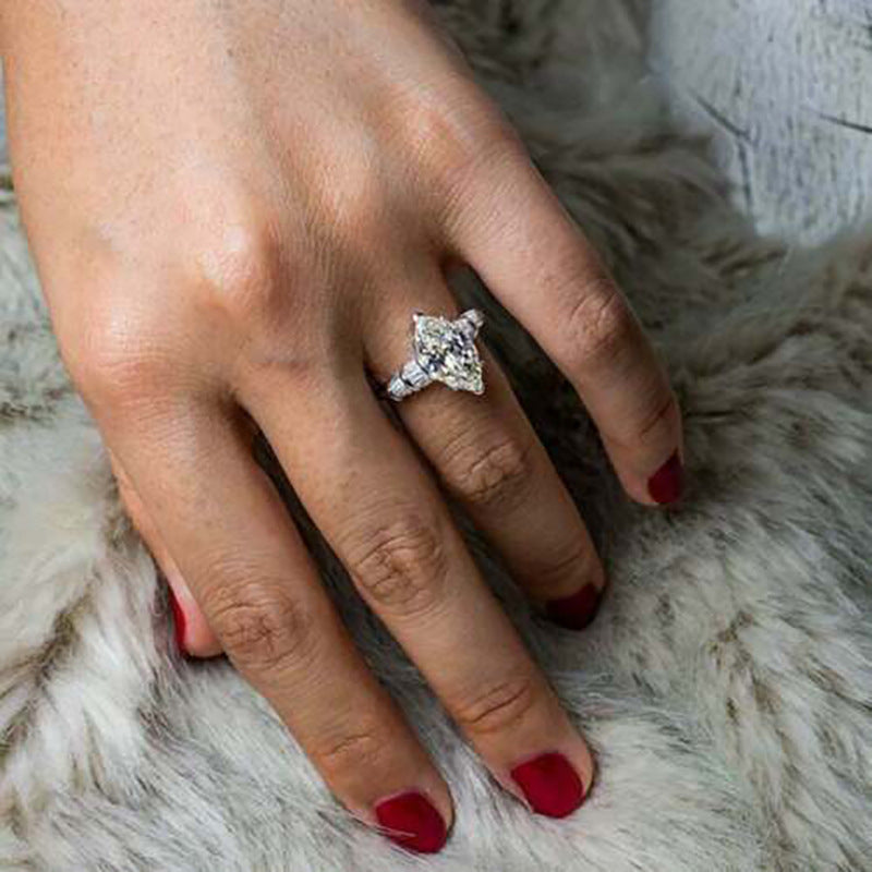 Banquet Inlaid Marquise Zircon Ring