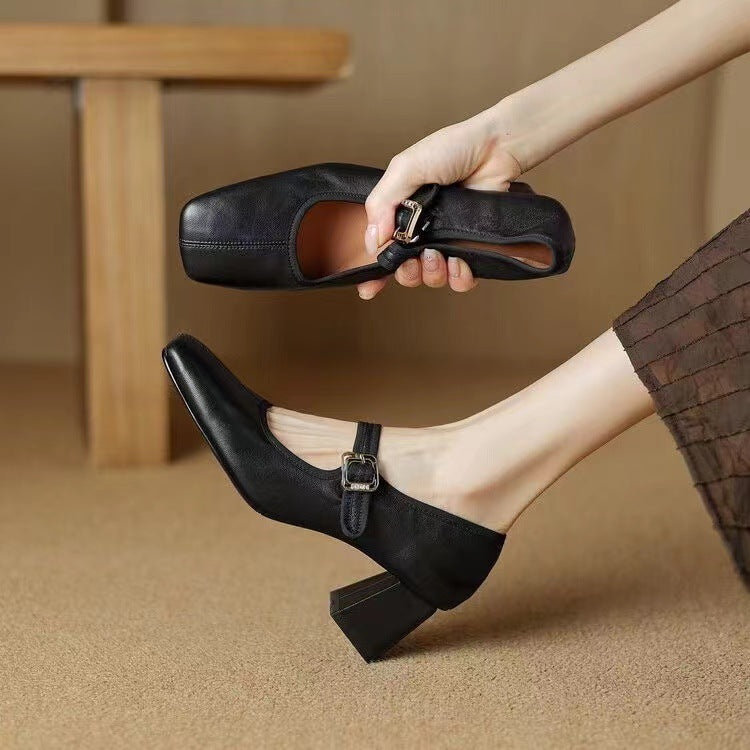 Women's Square Toe Black And Red Retro Chunky Heel Pumps